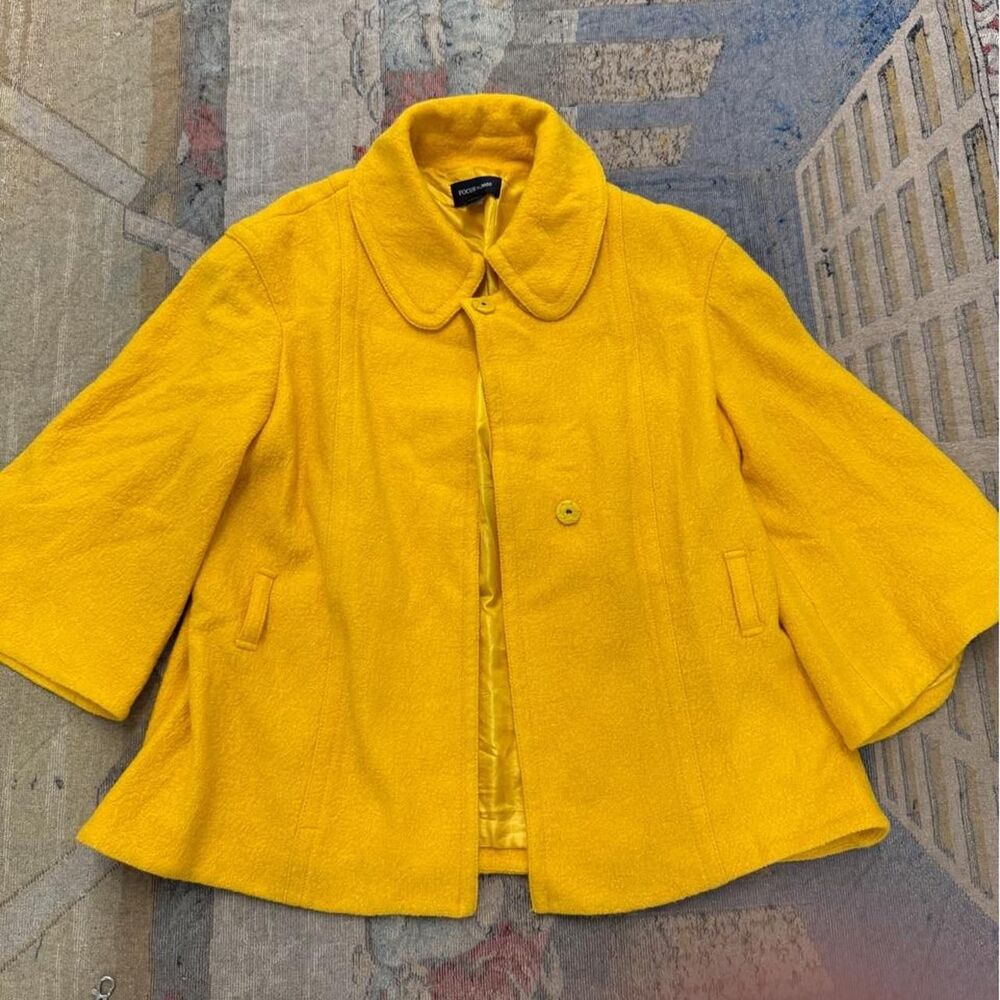 Focus-2000 Women's Yellow Jacket